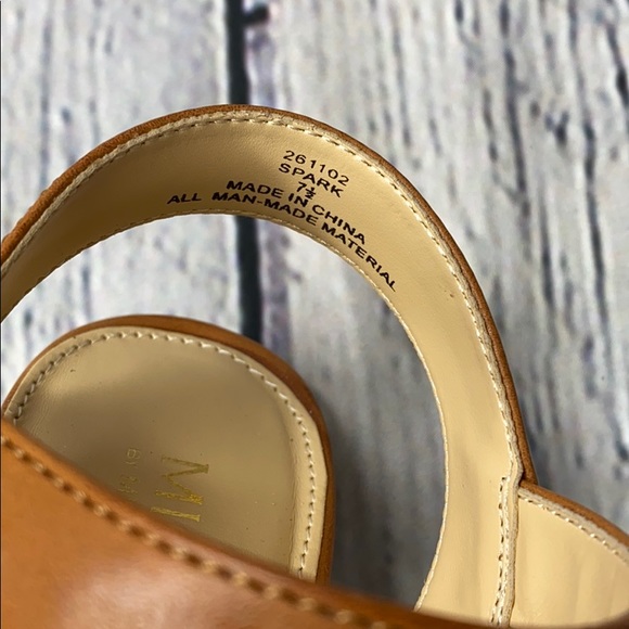 NWOB MICHAEL BY MICHAEL SHANNON SPARK WEDGE SANDAL - Picture 5 of 5